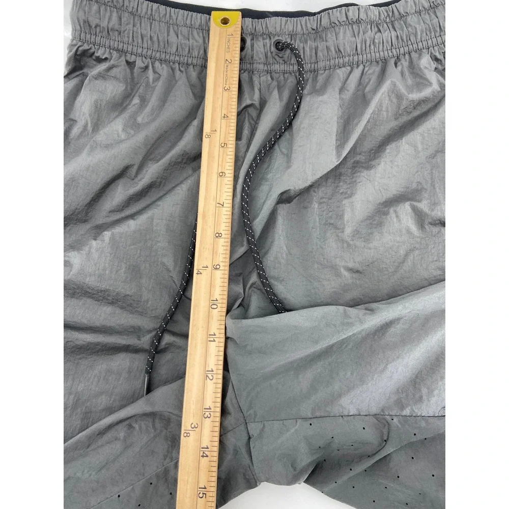 Nike Shorts Mens Medium Gray Tech Hypermesh Vent Gym Run Athletic Side Zip Liner